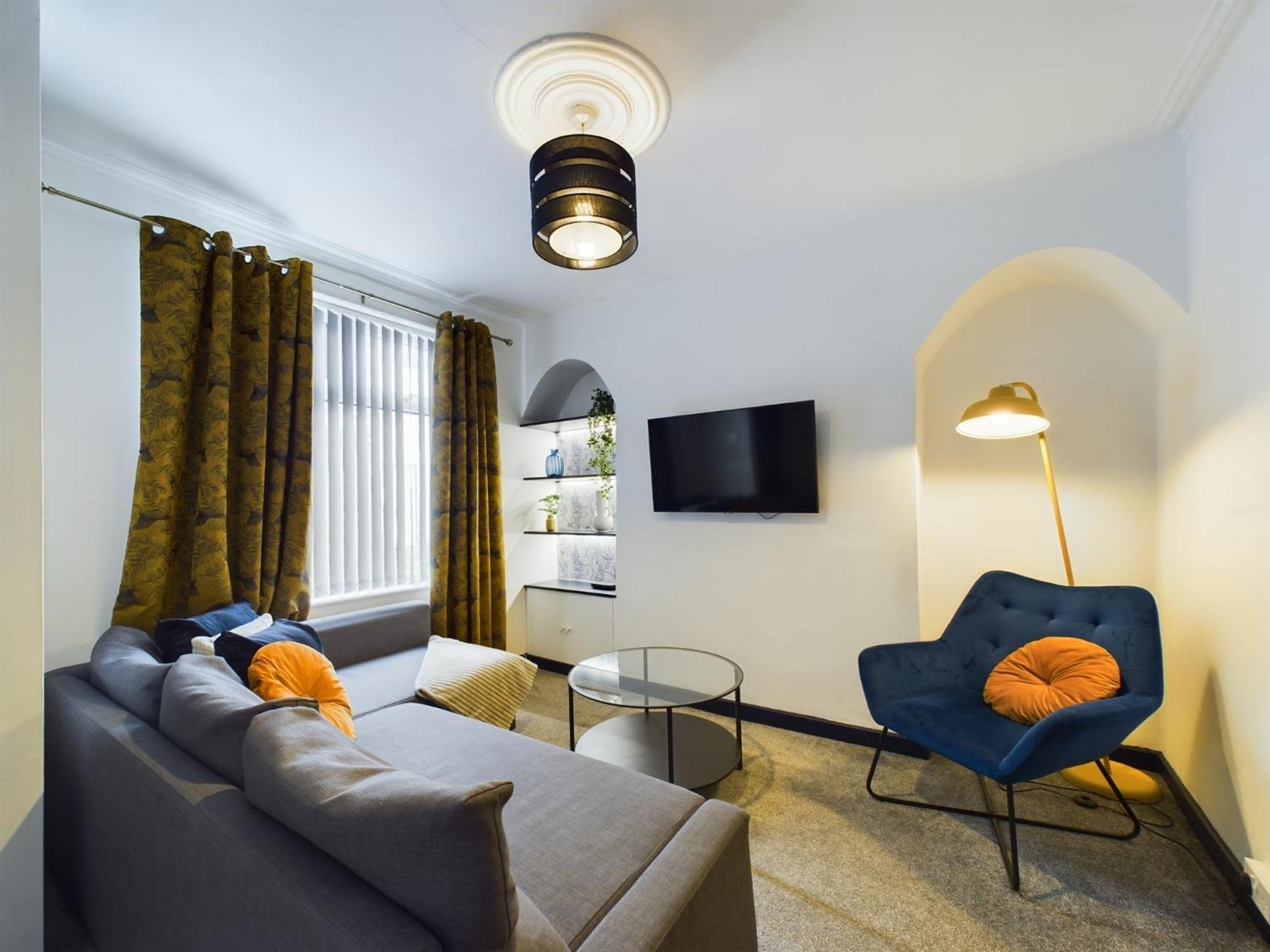 Charming Apartments - Cosy Retreat - Short Drive To City Centre - Free Parking 리버풀 외부 사진